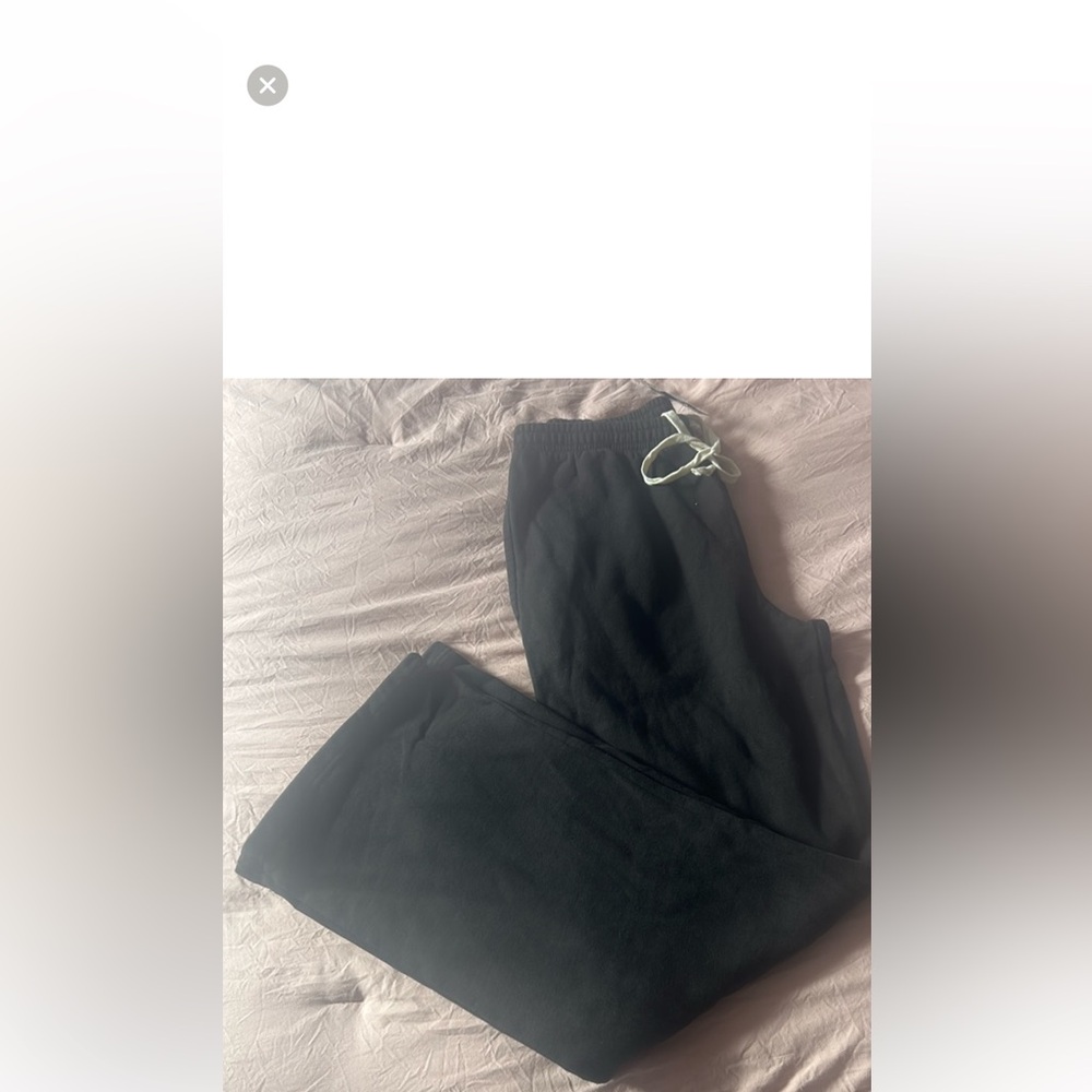 Brandy Melville Anastasia Tie sweatpants